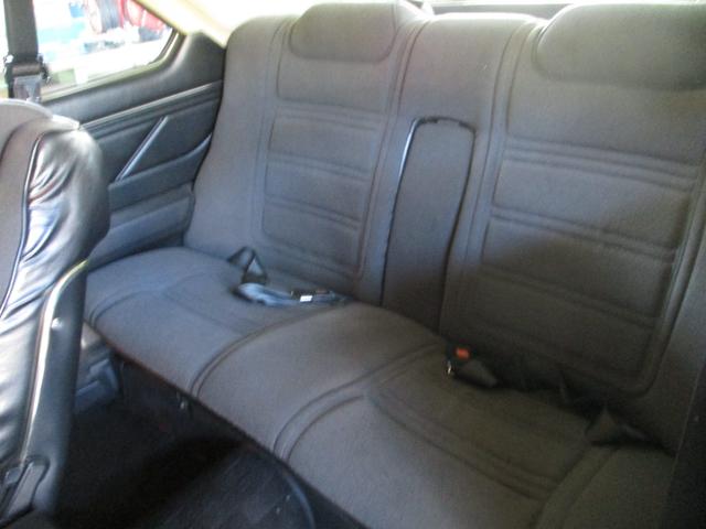 スカイライン 2000GT-E X アルミホイール MT ターボ 記録簿 エアコン パワーウィンドウ(11枚目)