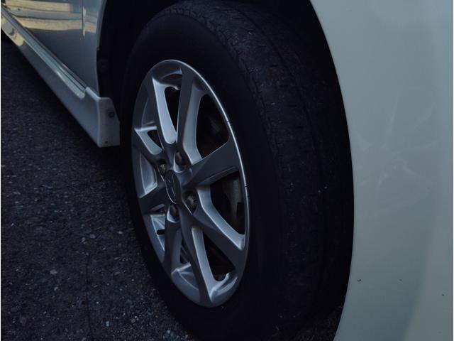 タント カスタムＸスペシャル　スマートキー　アイドリングストップ　ディスチャージャーヘッドランプ　電動スライドドア　ナビ　フルセグＴＶ　フォグランプ（19枚目）