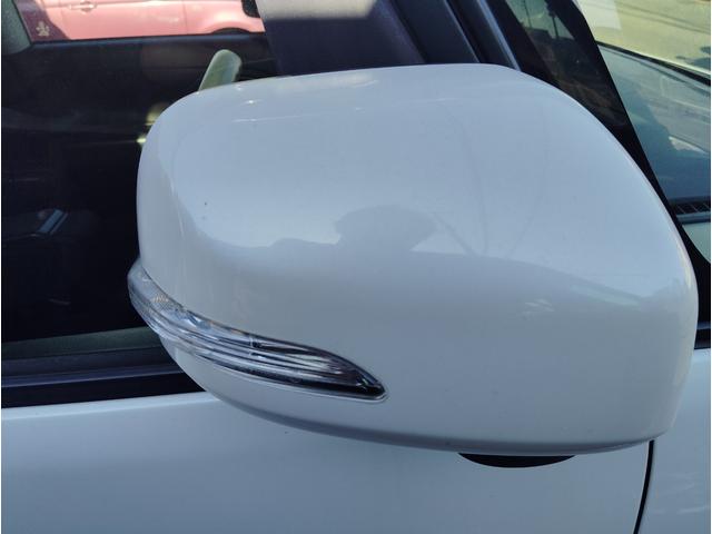 タント カスタムＸスペシャル　スマートキー　アイドリングストップ　ディスチャージャーヘッドランプ　電動スライドドア　ナビ　フルセグＴＶ　フォグランプ（21枚目）