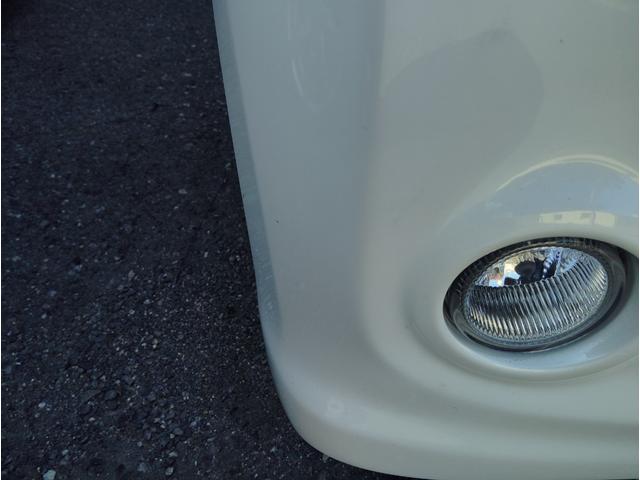 タント カスタムＸスペシャル　スマートキー　アイドリングストップ　ディスチャージャーヘッドランプ　電動スライドドア　ナビ　フルセグＴＶ　フォグランプ（24枚目）