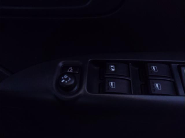 タント カスタムＸスペシャル　スマートキー　アイドリングストップ　ディスチャージャーヘッドランプ　電動スライドドア　ナビ　フルセグＴＶ　フォグランプ（27枚目）