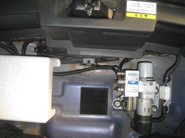 コペン アクティブトップ　ＡＷ　エアコン　パワステ　パワーウインドウ　記録簿有　ＥＴＣ付　キーフリー　Ｗエアバック　ターボエンジン　ＳＲＳ　ＡＢＳ（24枚目）