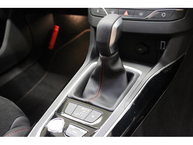 GT ブルーHDi 禁煙車 1オーナー 認定中古車 衝突軽減B ナビTV Bカメラ ETC ハーフ革S LEDヘッドライト スマートキー アルミ クリアランスソナー アイドリングストップ ハンズフリー通話 レーンアシスト(30枚目)