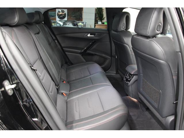 GT ブルーHDi 禁煙車/認定中古車/1オーナー/SDナビTV/Bカメラ/ハーフ革S/シートH/Pシート/LEDヘッドライト/スマートキー/クリアランスソナー/ETC2.0/アルミ/CD/ブラインドスポット(19枚目)