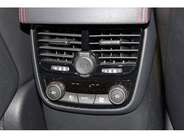 GT ブルーHDi 禁煙車/認定中古車/1オーナー/SDナビTV/Bカメラ/ハーフ革S/シートH/Pシート/LEDヘッドライト/スマートキー/クリアランスソナー/ETC2.0/アルミ/CD/ブラインドスポット(45枚目)