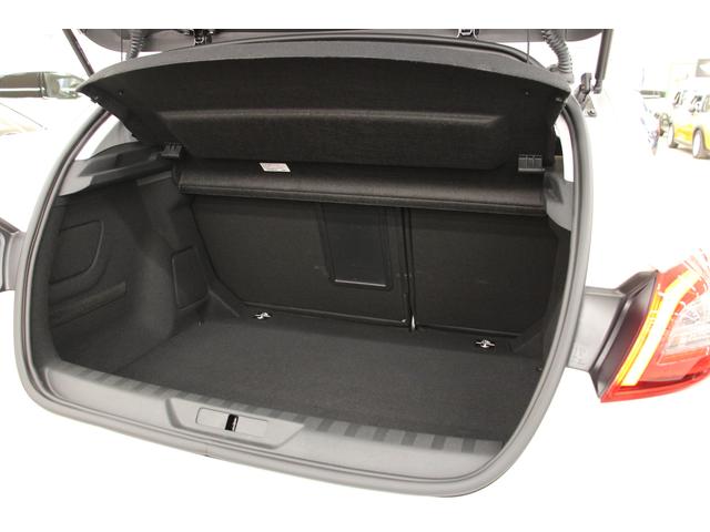 アリュール ブルーHDi 禁煙車/認定中古車/衝突軽減B/純正ナビTV/Bカメラ/ETC/LEDヘッドライト/スマートキー/アップルカープレイ/アンドロイドオート/ハンズフリー通話/レーンアシスト/パドルシフト/8AT(21枚目)