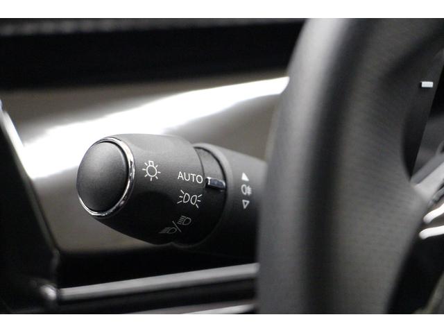 GT ブルーHDi フルPKG/1オーナー/禁煙車/ACC/衝突軽減B/サンルーフ/黒革S/ナイトピジョン/シートH/Pシート/マッサージ機能/フロントバックカメラ/パノラマビュー/Pゲート/LEDヘッドライト(51枚目)