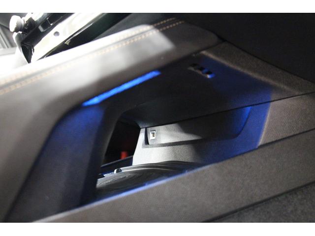 GT ブルーHDi フルPKG/1オーナー/禁煙車/ACC/衝突軽減B/サンルーフ/黒革S/ナイトピジョン/シートH/Pシート/マッサージ機能/フロントバックカメラ/パノラマビュー/Pゲート/LEDヘッドライト(58枚目)