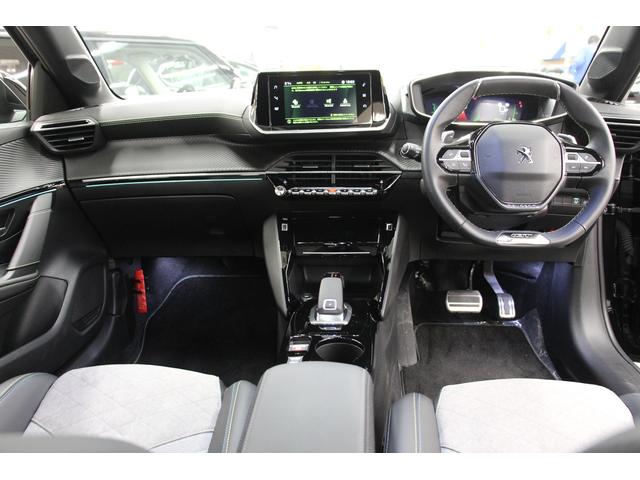 GT 1オーナー/正規認定中古車/禁煙車/衝突軽減B/ACC/Bカメラ/ハーフ革S/ガラスルーフ/LEDヘッドライト/スマートキー/BSM/カープレイ/アンドロイドA/ワイヤレスモバイルチャジ/レーンAS(4枚目)