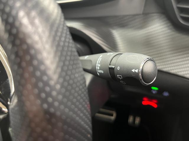 ２０８ ＧＴライン　禁煙／ＡＣＣ／衝突軽減Ｂ／ＡｐｐｌｅＣａｒｐｌａｙ／ＡｎｄｒｏｉｄＡｕｔｏ／ハーフ革Ｓ／ナビ／フルセグＴＶ／Ｂカメラ／車線逸脱警告／ＬＥＤヘッドライト／Ｂｌｕｅｔｏｏｔｈオーディオ／クリアランスソナー（19枚目）