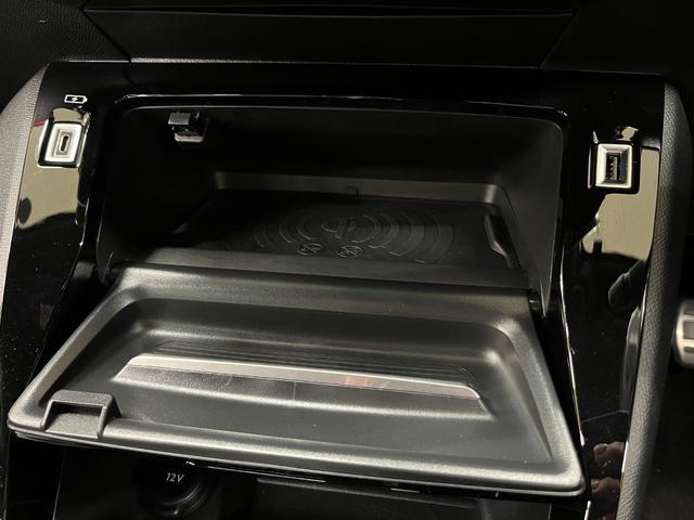 ２０８ ＧＴライン　禁煙／ＡＣＣ／衝突軽減Ｂ／ＡｐｐｌｅＣａｒｐｌａｙ／ＡｎｄｒｏｉｄＡｕｔｏ／ハーフ革Ｓ／ナビ／フルセグＴＶ／Ｂカメラ／車線逸脱警告／ＬＥＤヘッドライト／Ｂｌｕｅｔｏｏｔｈオーディオ／クリアランスソナー（39枚目）