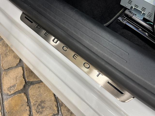 ２０８ ＧＴライン　禁煙／ＡＣＣ／衝突軽減Ｂ／ＡｐｐｌｅＣａｒｐｌａｙ／ＡｎｄｒｏｉｄＡｕｔｏ／ハーフ革Ｓ／ナビ／フルセグＴＶ／Ｂカメラ／車線逸脱警告／ＬＥＤヘッドライト／Ｂｌｕｅｔｏｏｔｈオーディオ／クリアランスソナー（46枚目）