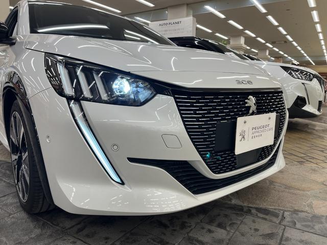 ２０８ ＧＴライン　禁煙／ＡＣＣ／衝突軽減Ｂ／ＡｐｐｌｅＣａｒｐｌａｙ／ＡｎｄｒｏｉｄＡｕｔｏ／ハーフ革Ｓ／ナビ／フルセグＴＶ／Ｂカメラ／車線逸脱警告／ＬＥＤヘッドライト／Ｂｌｕｅｔｏｏｔｈオーディオ／クリアランスソナー（50枚目）