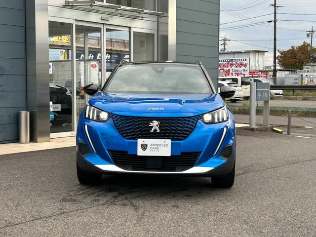 PEUGEOT E-2008 GT