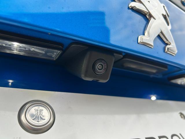 PEUGEOT E-2008 GT