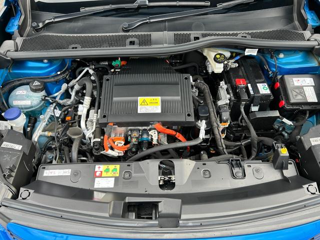 PEUGEOT E-2008 GT
