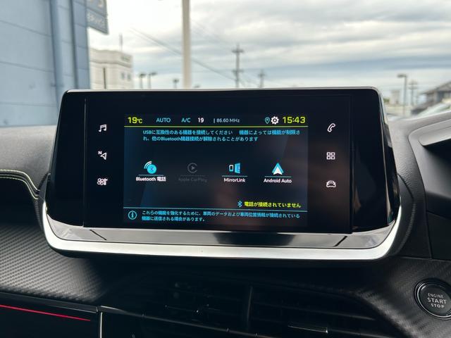 PEUGEOT E-2008 GT
