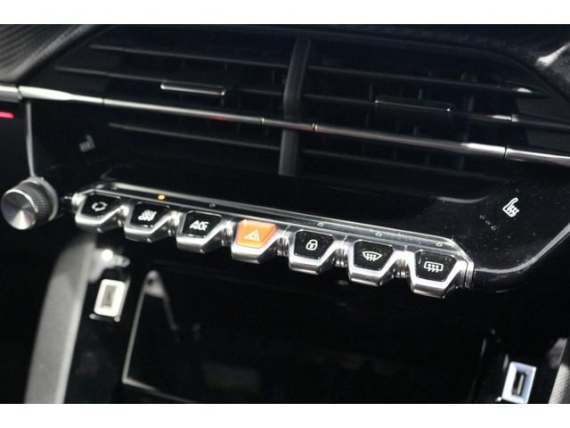 PEUGEOT E-2008 GT