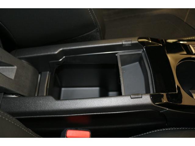 PEUGEOT E-2008 GT