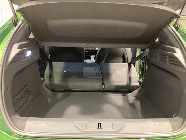 ３０８ ＧＴ　ブルーＨＤｉ　ディーゼルターボ　ディーゼルターボ　運転席パワーシート　運転席・助手席シートヒーター　ディスプレーミラー型ドライブレコーダー付　ＡｐｐｌｅＣａｒＰｌａｙ（40枚目）