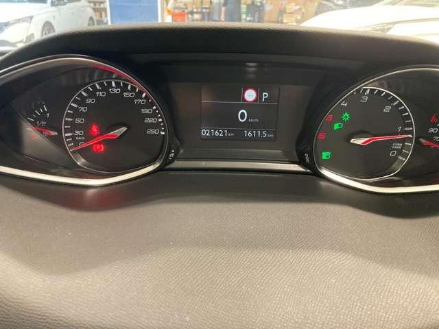 ３０８ アリュール　ブルーＨＤｉ　ディーゼルターボ　ディーゼルターボ　パノラマガラスルーフ　ＥＴＣ　コブラシフト　ＬＥＤヘッドライト　バックカメラ（15枚目）