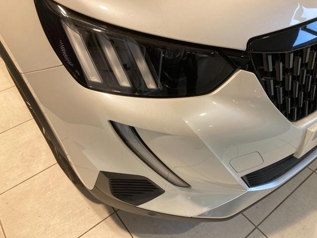 ２００８ ＧＴ　ブルーＨＤｉ　プレミアムエディション　電動ガラスサンルーフ　運転席電動シート　ＥＴＣ　運転席＆助手席シートヒーター付　新車保証継承　ワンオーナー　運転席パワーシート　ＬＥＤヘッドライ　バックカメラ　ディーゼルターボ（7枚目）