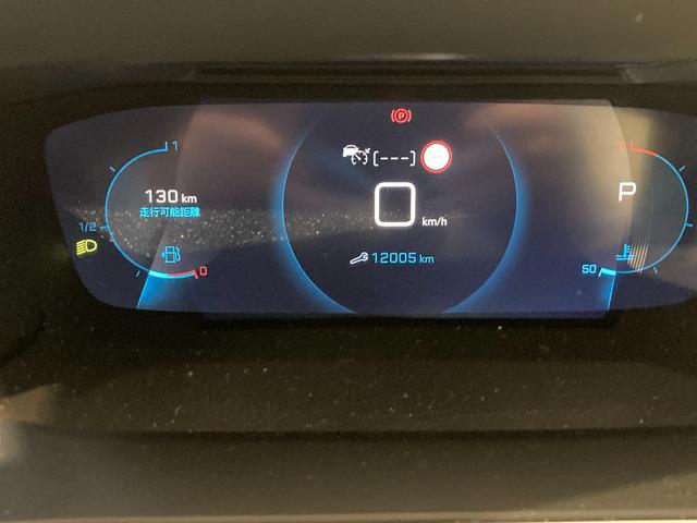 ２００８ ＧＴ　ブルーＨＤｉ　プレミアムエディション　電動ガラスサンルーフ　運転席電動シート　ＥＴＣ　運転席＆助手席シートヒーター付　新車保証継承　ワンオーナー　運転席パワーシート　ＬＥＤヘッドライ　バックカメラ　ディーゼルターボ（31枚目）