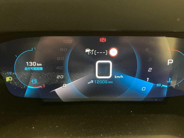 ２００８ ＧＴ　ブルーＨＤｉ　プレミアムエディション　電動ガラスサンルーフ　運転席電動シート　ＥＴＣ　運転席＆助手席シートヒーター付　新車保証継承　ワンオーナー　運転席パワーシート　ＬＥＤヘッドライ　バックカメラ　ディーゼルターボ（33枚目）