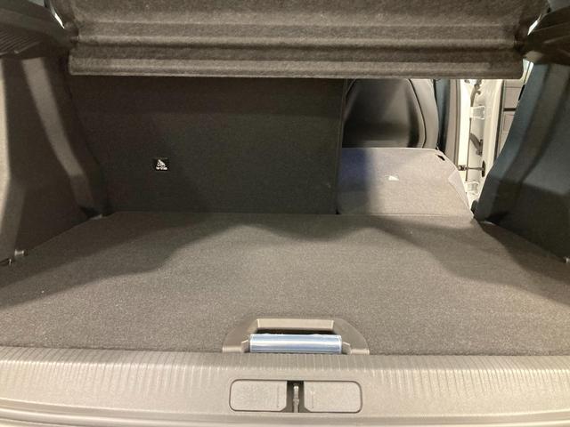 ２００８ ＧＴ　ブルーＨＤｉ　プレミアムエディション　電動ガラスサンルーフ　運転席電動シート　ＥＴＣ　運転席＆助手席シートヒーター付　新車保証継承　ワンオーナー　運転席パワーシート　ＬＥＤヘッドライ　バックカメラ　ディーゼルターボ（55枚目）