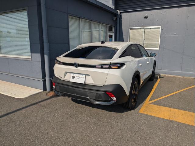 ４０８ アリュール　元弊社試乗車　ＬＥＤヘッドライト　バックカメラ　オートエアコン　ＡｐｐｌｅＣａｒＰｌａ対応　ＡＤＡＳシステム（7枚目）