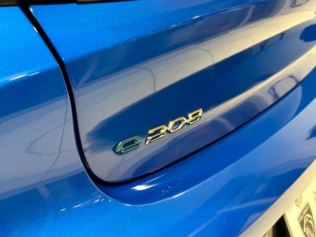 ｅ－２０８ ＧＴ　電気自動車　元試乗車（11枚目）