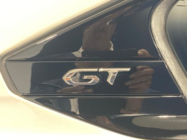 ５０８ ＧＴ　ブルーＨＤｉ　ディーゼルターボ　ＥＴＣ　純正ナビゲーション　ＴＶ　ＡｐｐｌｅＣａｒＰｌａｙ　ディーゼルエンジン　レザーシート　運転席・助手席シートヒーター　ＬＥＤヘッドライト　コブラシフト　ＡＤＡＳシステム（8枚目）