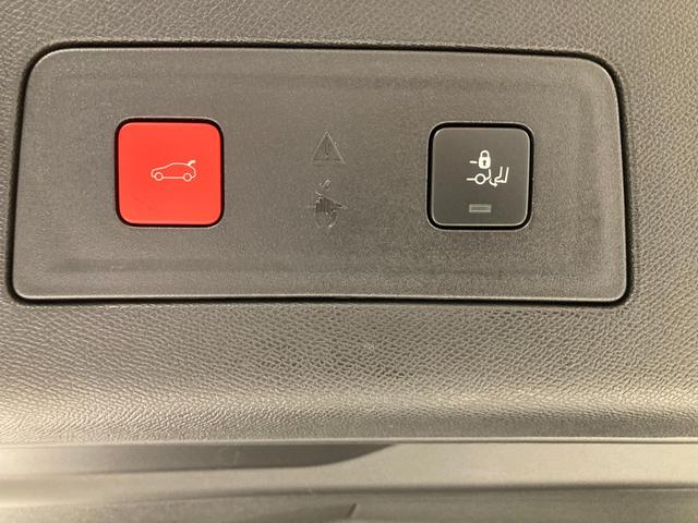 508 SW GT ブルーHDi ディーゼルターボ 純正ナビ LEDヘッドライト サンルーフ パワーバックドア FOCALサウンドシステム 運転席・助手席シートヒーター AppleCarPlay ADASシステム ディーゼルターボ(19枚目)