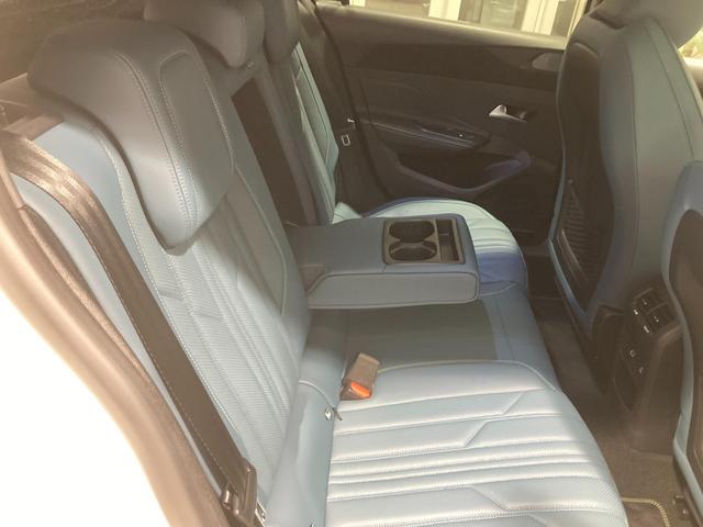 ３０８ ＧＴ　ブルーＨＤｉ　ブルーナッパエディション　ディーゼルターボ　ＥＴＣ　バックカメラ　ＡｐｐｌｅＣａｒＰｌａｙ　ナッパレザーシート　ガラスサンルーフ　運転席・助手席シートヒーター　運転席パワーシート　新車メーカー保証継承（44枚目）