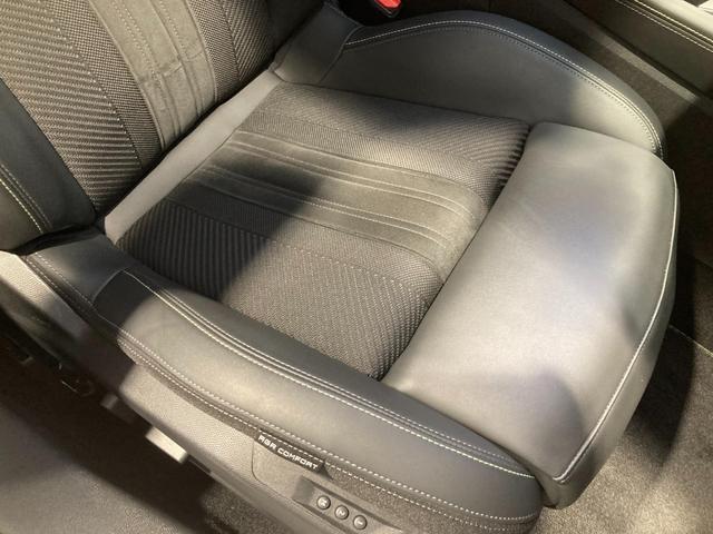 ３０８ ＧＴ　ブルーＨＤｉ　ディーゼルターボ　運転席パワーシート　運転席・助手席シートヒーター　ＥＴＣ　ＡｐｐｌｅＣａｒＰｌａｙ　ディーゼルターボ　ＬＥＤヘッドライト　ＡＤＡＳシステム（7枚目）