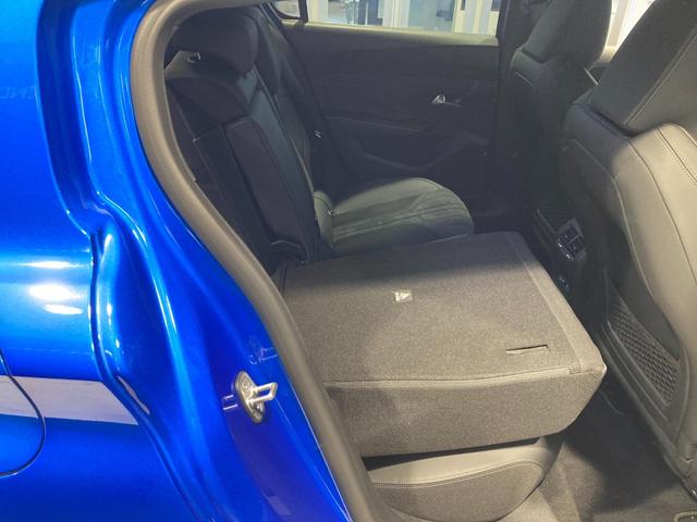 ３０８ ＧＴ　ブルーＨＤｉ　ディーゼルターボ　運転席パワーシート　運転席・助手席シートヒーター　ＥＴＣ　ＡｐｐｌｅＣａｒＰｌａｙ　ディーゼルターボ　ＬＥＤヘッドライト　ＡＤＡＳシステム（16枚目）