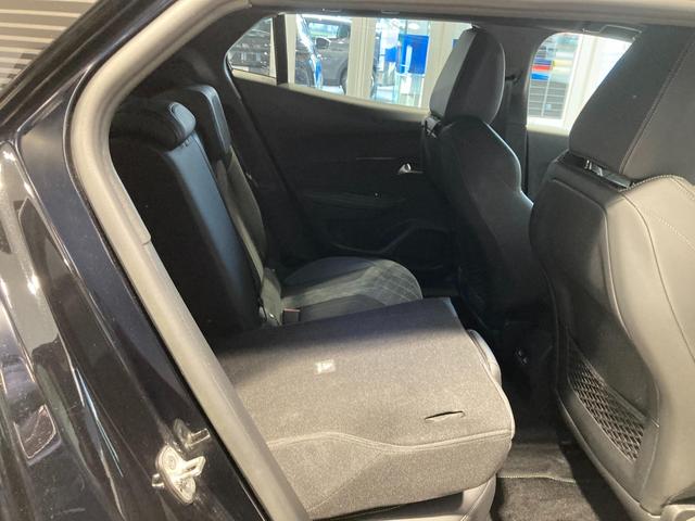 ２００８ ＧＴ　ブルーＨＤｉ　ディーゼルターボ　電動ガラスサンルーフ　運転席・助手席シートヒーター　バックカメラ　ＡｐｐｌｅＣａｒＰｌａｙ　ＬＥＤヘッドライト　ディーゼルターボ　ＥＴＣ　ＡＤＡＳシステム（12枚目）