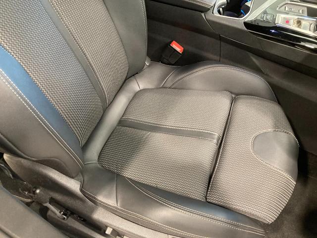 ３００８ ＧＴ　ブルーＨＤｉ　ディーゼルターボ　パワーバックドア　バックカメラ　ＥＴＣ　ＬＥＤヘッドライト　ディーゼルターボ　電動ガラスサンルーフ　運転席パワーシート　運転席・助手席シートヒーター　ＡｐｐｌｅＣａｒＰｌａｙ（19枚目）