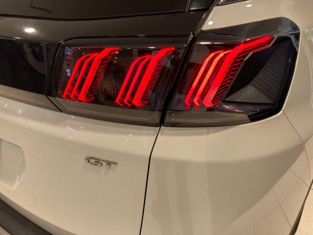 ３００８ ＧＴ　ブルーＨＤｉ　ディーゼルターボ　パワーバックドア　バックカメラ　ＥＴＣ　ＬＥＤヘッドライト　ディーゼルターボ　電動ガラスサンルーフ　運転席パワーシート　運転席・助手席シートヒーター　ＡｐｐｌｅＣａｒＰｌａｙ（23枚目）