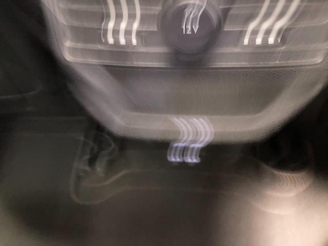 ３００８ ＧＴ　ブルーＨＤｉ　ディーゼルターボ　パワーバックドア　バックカメラ　ＥＴＣ　ＬＥＤヘッドライト　ディーゼルターボ　電動ガラスサンルーフ　運転席パワーシート　運転席・助手席シートヒーター　ＡｐｐｌｅＣａｒＰｌａｙ（42枚目）