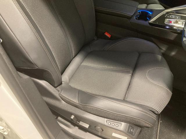 ３００８ ＧＴ　ブルーＨＤｉ　ブラックパック　ディーゼルターボ　レンターカーアップ　ＥＴＣ　純正ナビゲーション　バックカメラ　ガラスルーフ　ＡｐｐｌｅＣａｒＰｌａｙ　ディーゼルターボ　運転席・助手席シートヒーター　コブラシフト　パワーバックドア（32枚目）