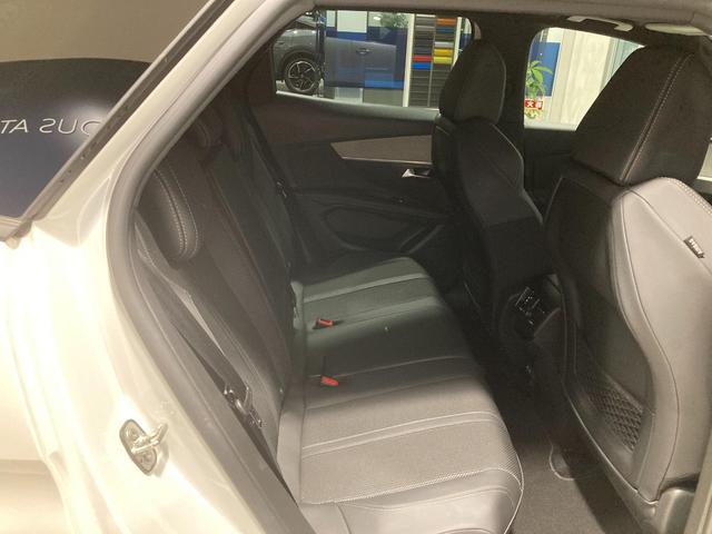 ３００８ ＧＴ　ブルーＨＤｉ　ブラックパック　ディーゼルターボ　レンターカーアップ　ＥＴＣ　純正ナビゲーション　バックカメラ　ガラスルーフ　ＡｐｐｌｅＣａｒＰｌａｙ　ディーゼルターボ　運転席・助手席シートヒーター　コブラシフト　パワーバックドア（34枚目）