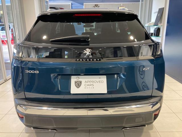 ３００８ ＧＴ　ブルーＨＤｉ　ディーゼルターボ　ＥＴＣ　純正ナビゲーション　ＡｐｐｌｅＣａｒＰｌａｙ　ディーゼルエンジン　バックカメラ　電動ガラスサンルーフ　運転席パワーシート　シートヒーター　ＬＥＤヘッドライト　パワーバックドア（7枚目）