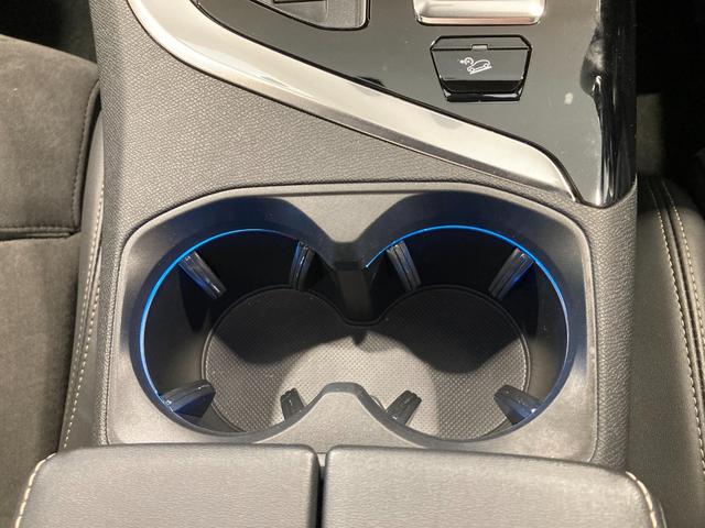 ３００８ ＧＴ　ブルーＨＤｉ　ディーゼルターボ　ＥＴＣ　純正ナビゲーション　ＡｐｐｌｅＣａｒＰｌａｙ　ディーゼルエンジン　バックカメラ　電動ガラスサンルーフ　運転席パワーシート　シートヒーター　ＬＥＤヘッドライト　パワーバックドア（34枚目）