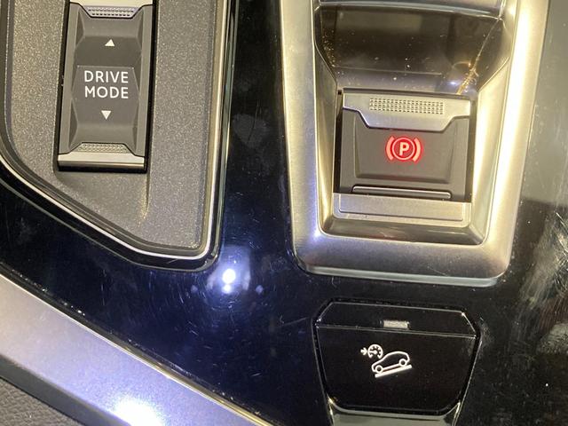 ３００８ ＧＴ　ブルーＨＤｉ　ディーゼルターボ　パノラミックサンルーフ　ディーゼルターボ　純正ナビゲーション　運転席・助手席シートヒーター　ＬＥＤヘッドライト　コブラシフト　パワーバックドア　運転席パワーシート（24枚目）