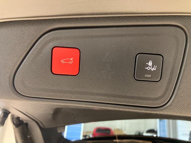 ３００８ ＧＴ　ブルーＨＤｉ　ディーゼルターボ　パノラミックサンルーフ　ディーゼルターボ　純正ナビゲーション　運転席・助手席シートヒーター　ＬＥＤヘッドライト　コブラシフト　パワーバックドア　運転席パワーシート（37枚目）