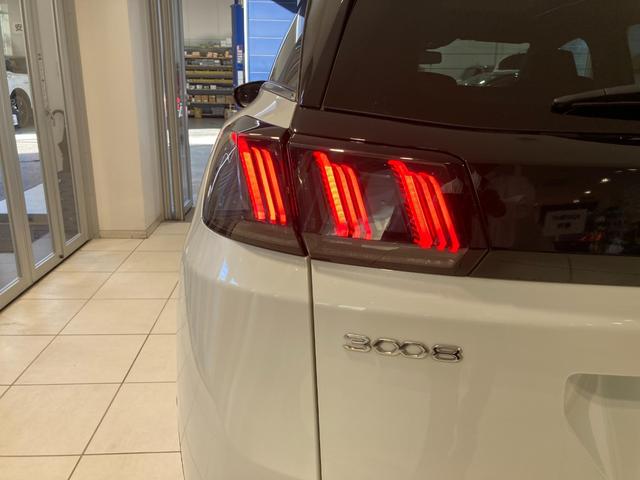 ３００８ ＧＴ　ブルーＨＤｉ　ディーゼルターボ　パノラミックサンルーフ　ディーゼルターボ　純正ナビゲーション　運転席・助手席シートヒーター　ＬＥＤヘッドライト　コブラシフト　パワーバックドア　運転席パワーシート（41枚目）