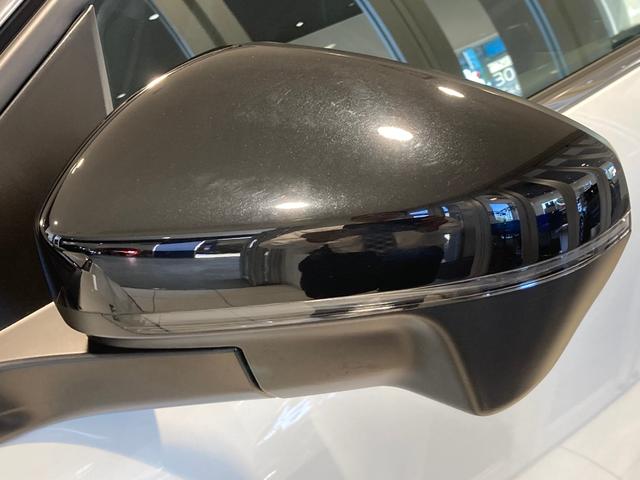 ３００８ ＧＴ　ブルーＨＤｉ　ディーゼルターボ　パノラミックサンルーフ　ディーゼルターボ　純正ナビゲーション　運転席・助手席シートヒーター　ＬＥＤヘッドライト　コブラシフト　パワーバックドア　運転席パワーシート（54枚目）