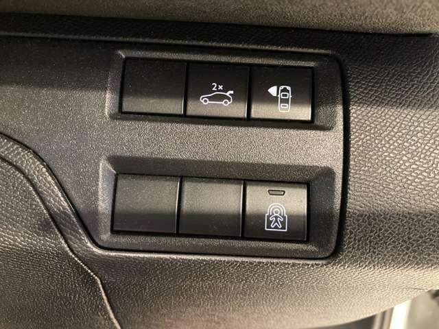 3008 GT ブルーHDi ディーゼルターボ 弊社下取 純正ナビゲーション ETC バックカメラ LEDヘッドライト バックカメラ パワーバックドア ディーゼルターボ コブラシフト(26枚目)