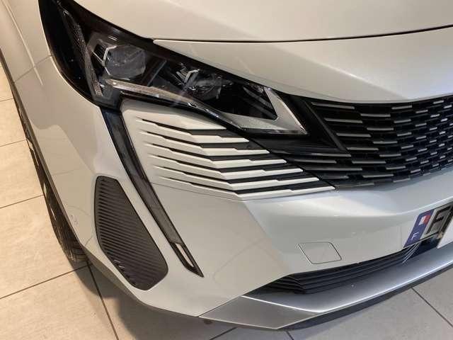 5008 GT ブルーHDi ディーゼルターボ ETC LEDヘッドライト オートマチックテールゲート 運転席メモリー付電動シート パノラミックサンルーフ ディーゼルターボ 7人乗り(5枚目)